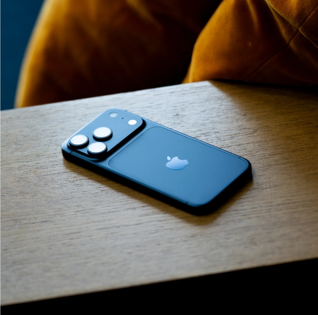 New Blue iPhone Details